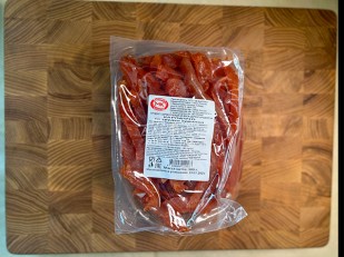 Мясные снеки: Продукт из мяса птиц 