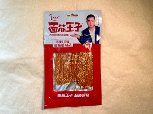 Жареный сыр: Мучные полоски КРАСНЫЕ со вкусом пряной говядины 76 гр