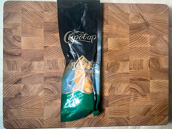 Сыр 100 гр ГОРНЫЙ СЫРОВАР (Косичка копчёная) в Апрелевке