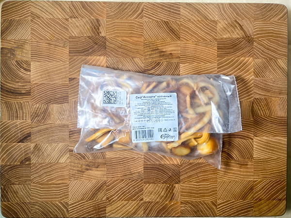 Сыр 150 гр ГОРНЫЙ СЫРОВАР (Ассорти копчёный) в Апрелевке