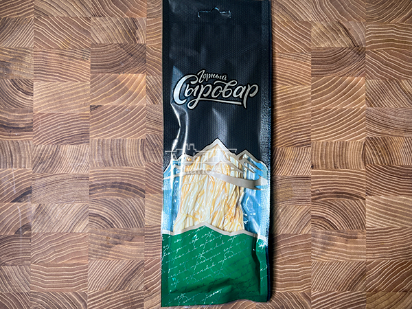 Сыр 60 гр ГОРНЫЙ СЫРОВАР (Паутинка копчёная) в Апрелевке