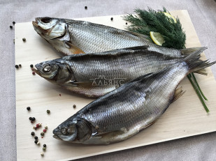 Кальмар стружка со вкусом краба (розовая): Плотва вяленая